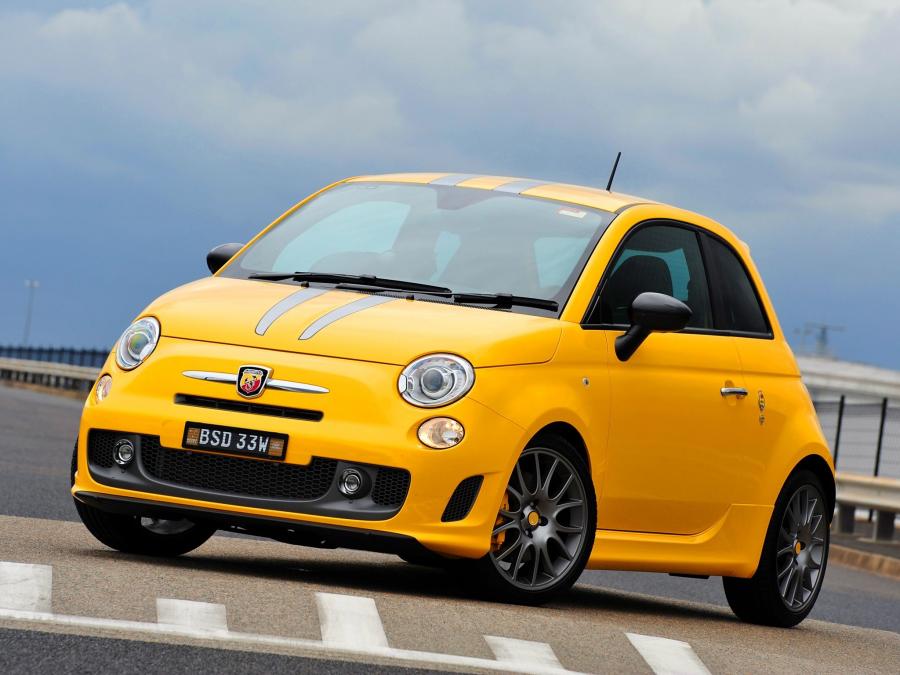  Abarth 695 Tributo Ferrari 2011 года  (AU) (фото 1 из 5)